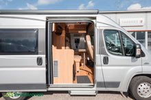 Ladda upp bild till gallerivisning, Pössl Road Camp 540
