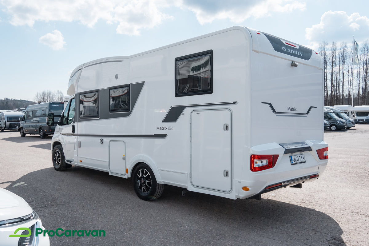 Adria Matrix M 670 SL