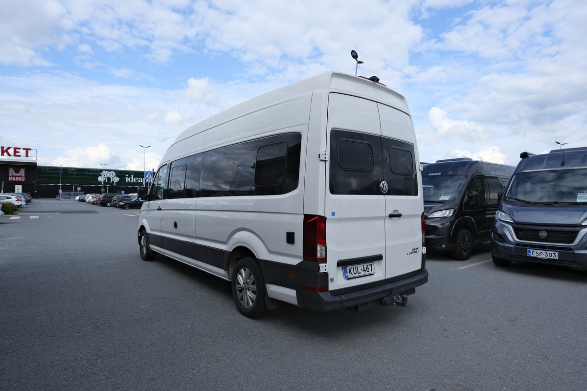 Volkswagen Grand California  680