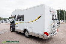 Ladda upp bild till gallerivisning, Hymer C 542 CL
