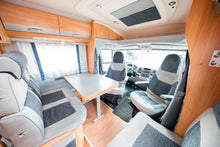 Lataa kuva Galleria-katseluun, ADRIA Coral S 670SL

