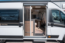 Lataa kuva Galleria-katseluun, Carthago Malibu Van 640 LE Charming GT
