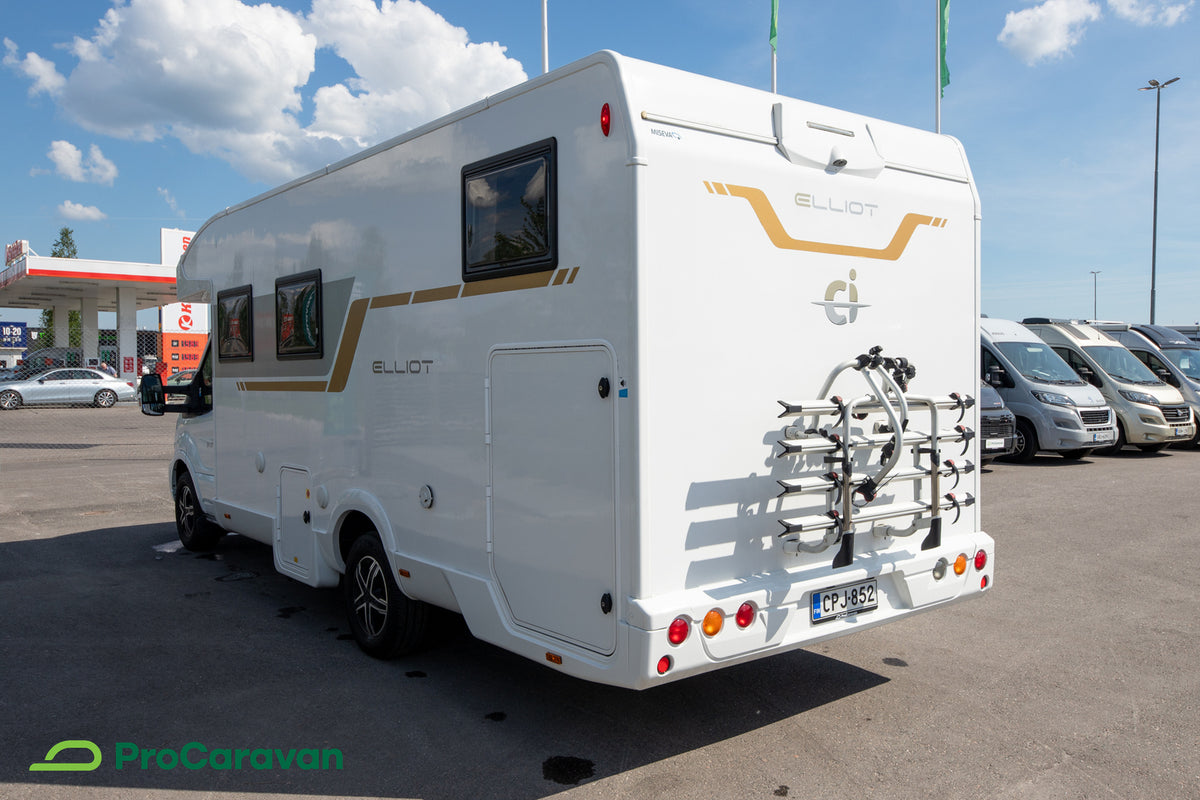 CI Elliot 84 XT