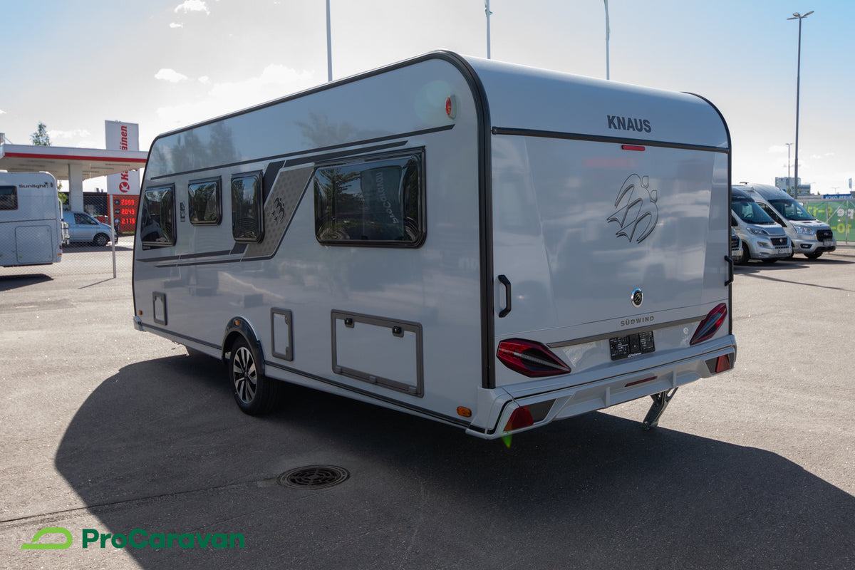 Knaus Südwind Black Selection