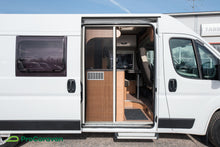 Ladda upp bild till gallerivisning, Weinsberg CaraBus 600 ME
