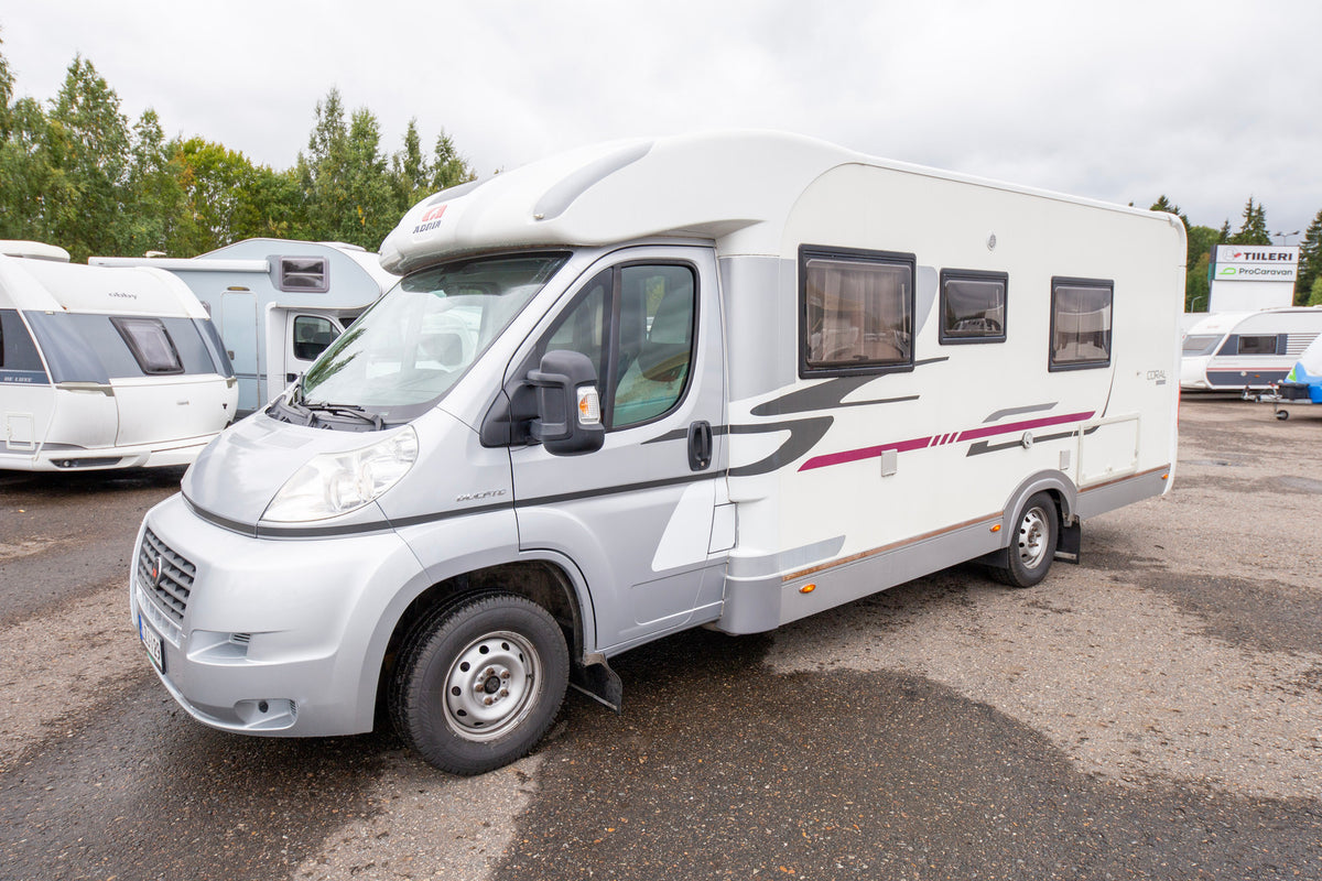 Adria Coral S 670 SLT