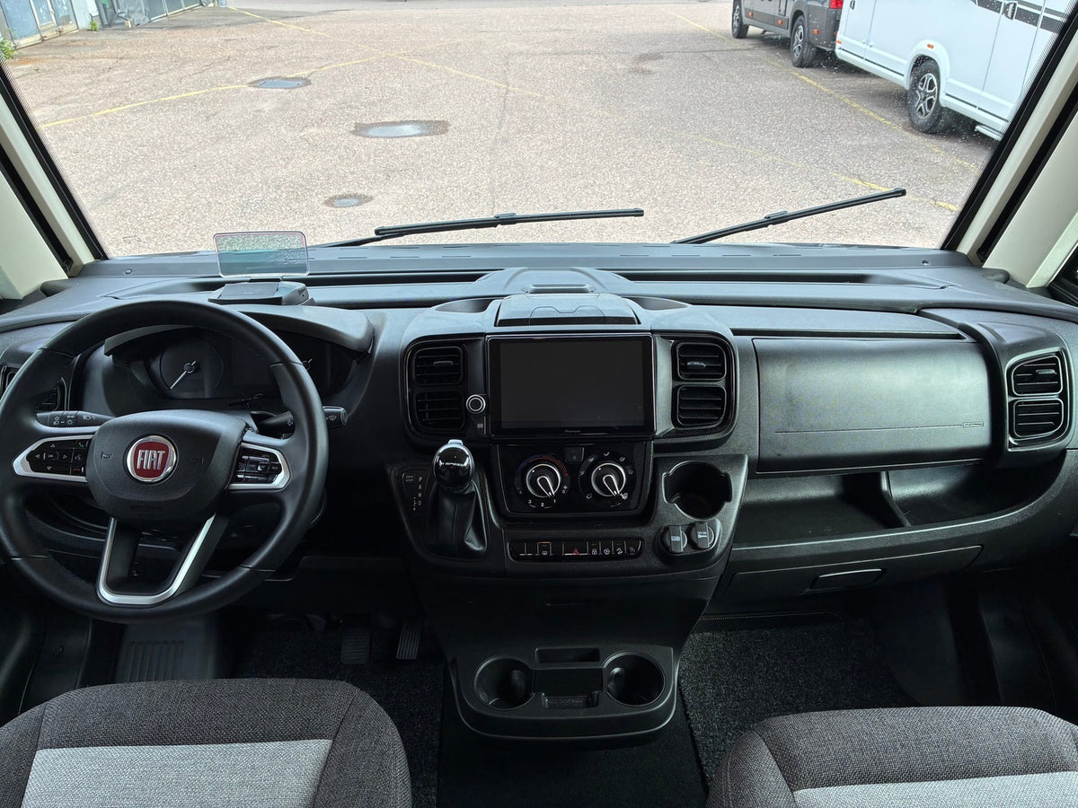Knaus Live I 900 LEG