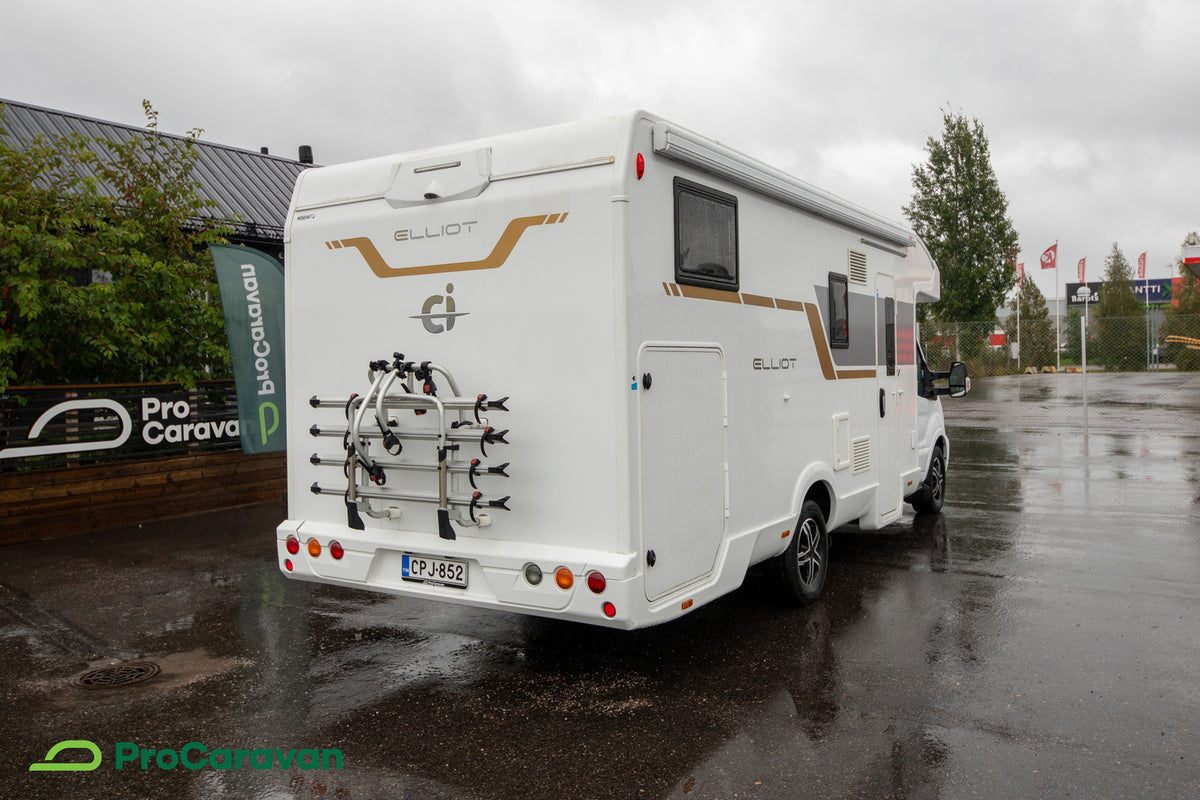 CI Elliot 84 XT