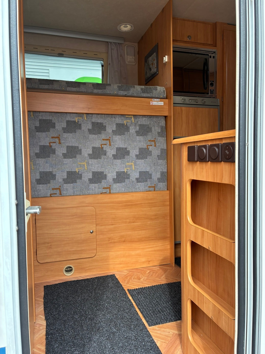 Adria Adriatik 690 DK
