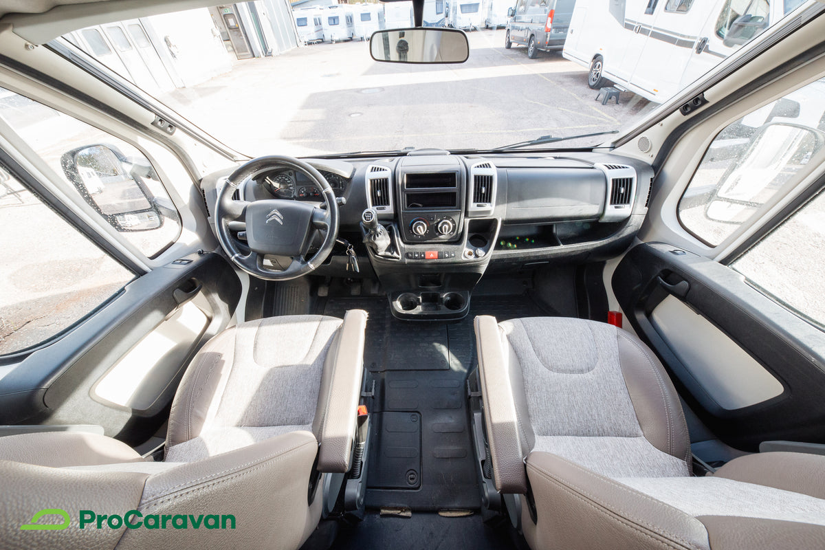 Adria Coral S 670 SC