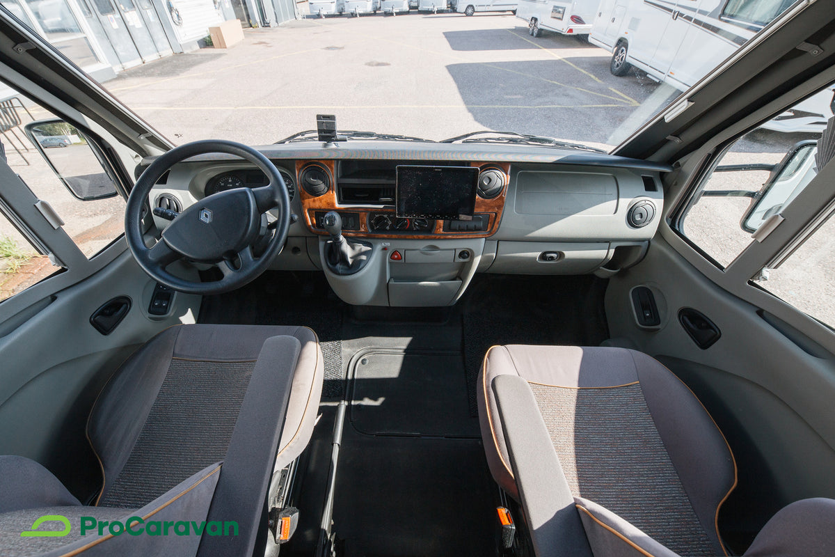 BURSTNER DELFIN T625 Performance