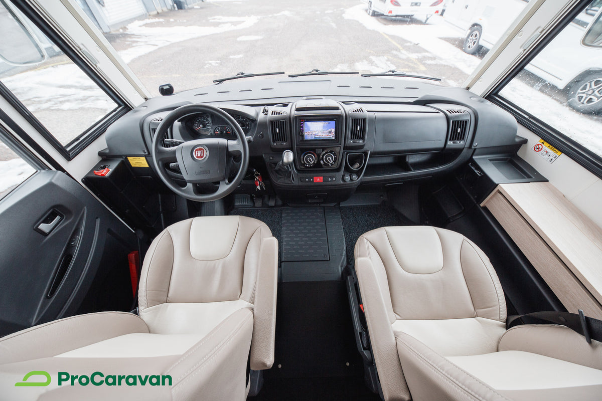 Rapido 896 F Scandinavian edition