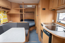 Lataa kuva Galleria-katseluun, Dethleffs Camper

