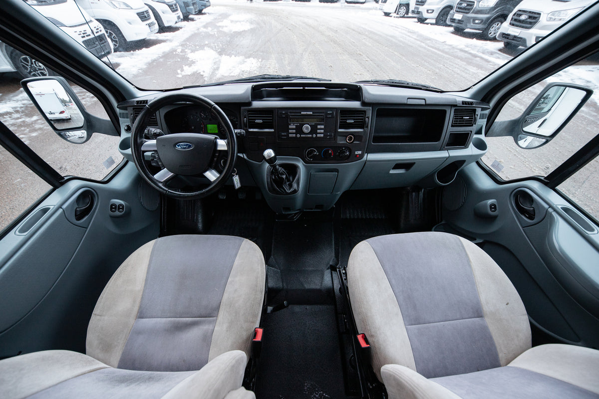Bürstner T 660