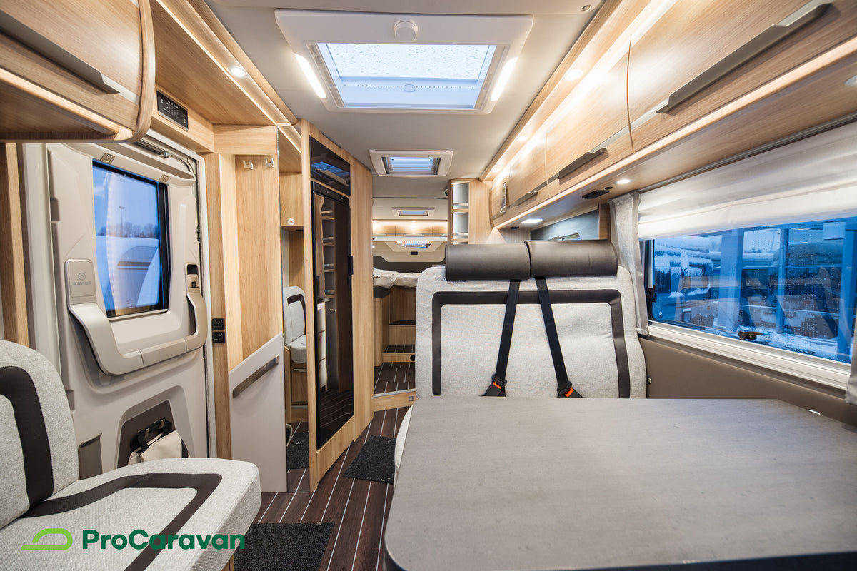 Knaus Sky Ti 700 MEG Platinum Selection
