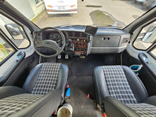 Lataa kuva Galleria-katseluun, Knaus Traveller  A 510
