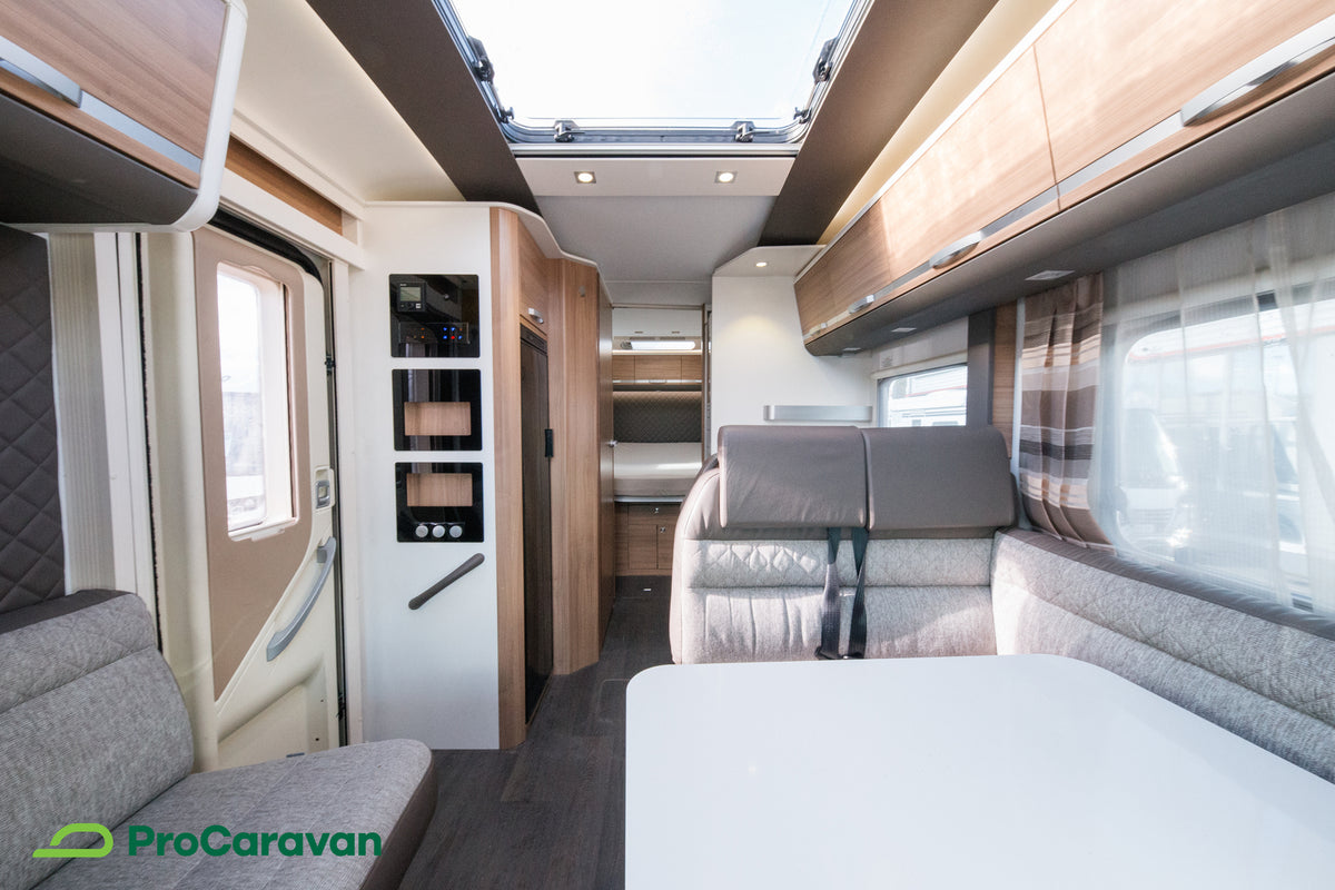 Adria Coral S 670 SC