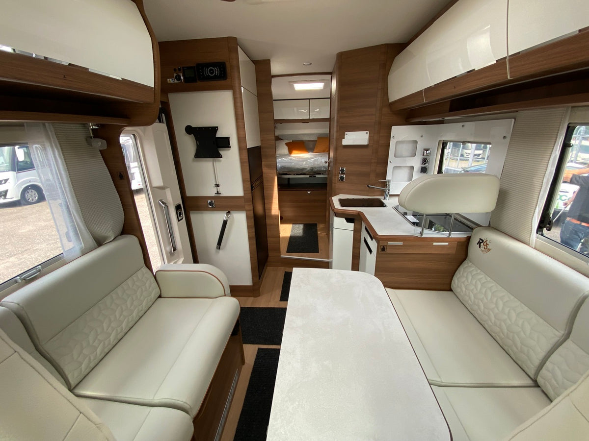 Rapido 696F R65 Edition