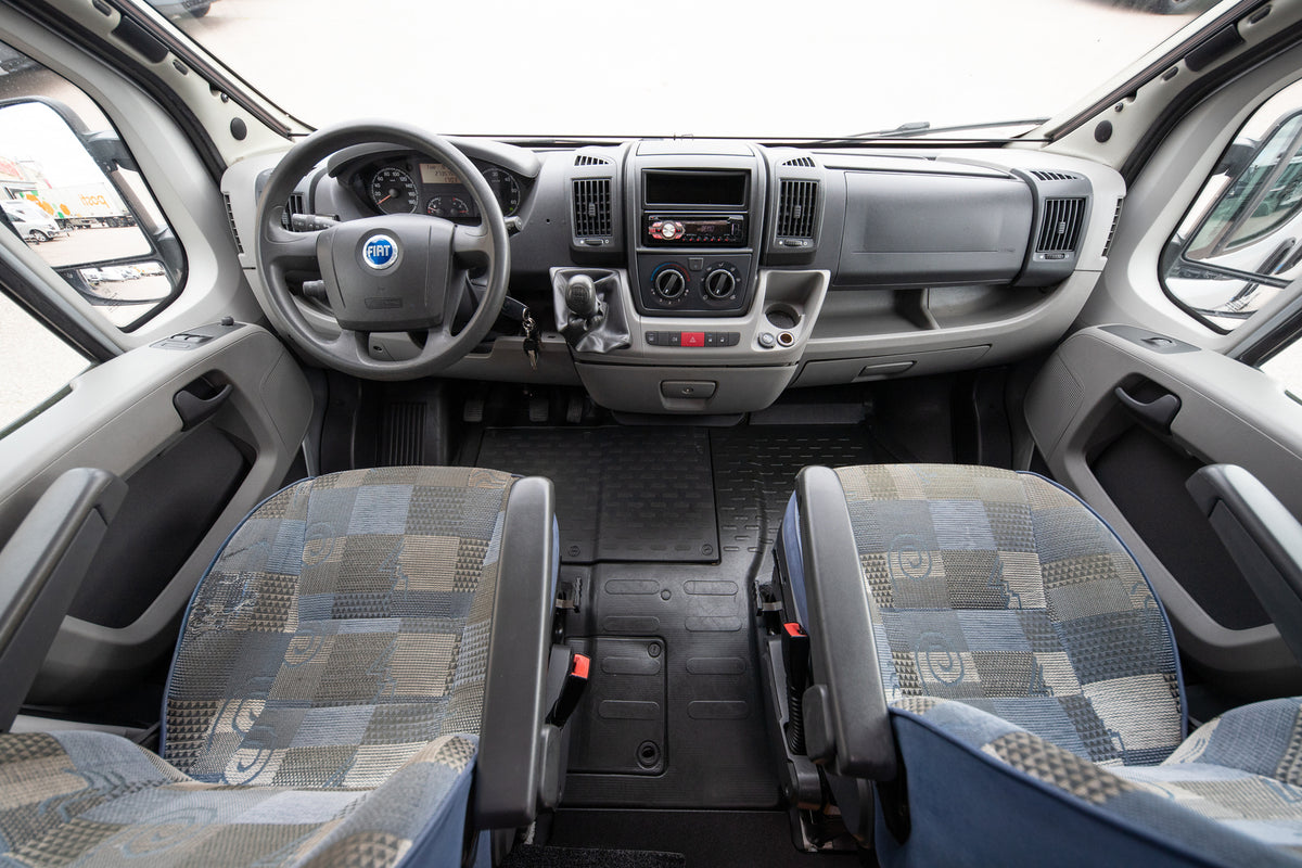 Adria Twin 600