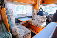 Ladda upp bild till gallerivisning, Adria Coral 590 DS
