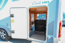 Lataa kuva Galleria-katseluun, Adria Coral S 670 SL
