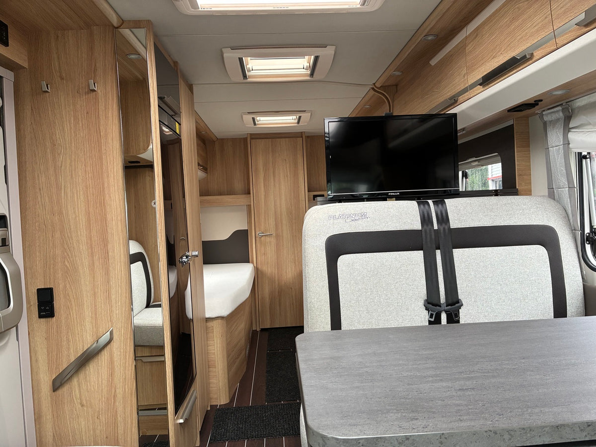 KNAUS SKY TI 700 MEB Platinum Selection