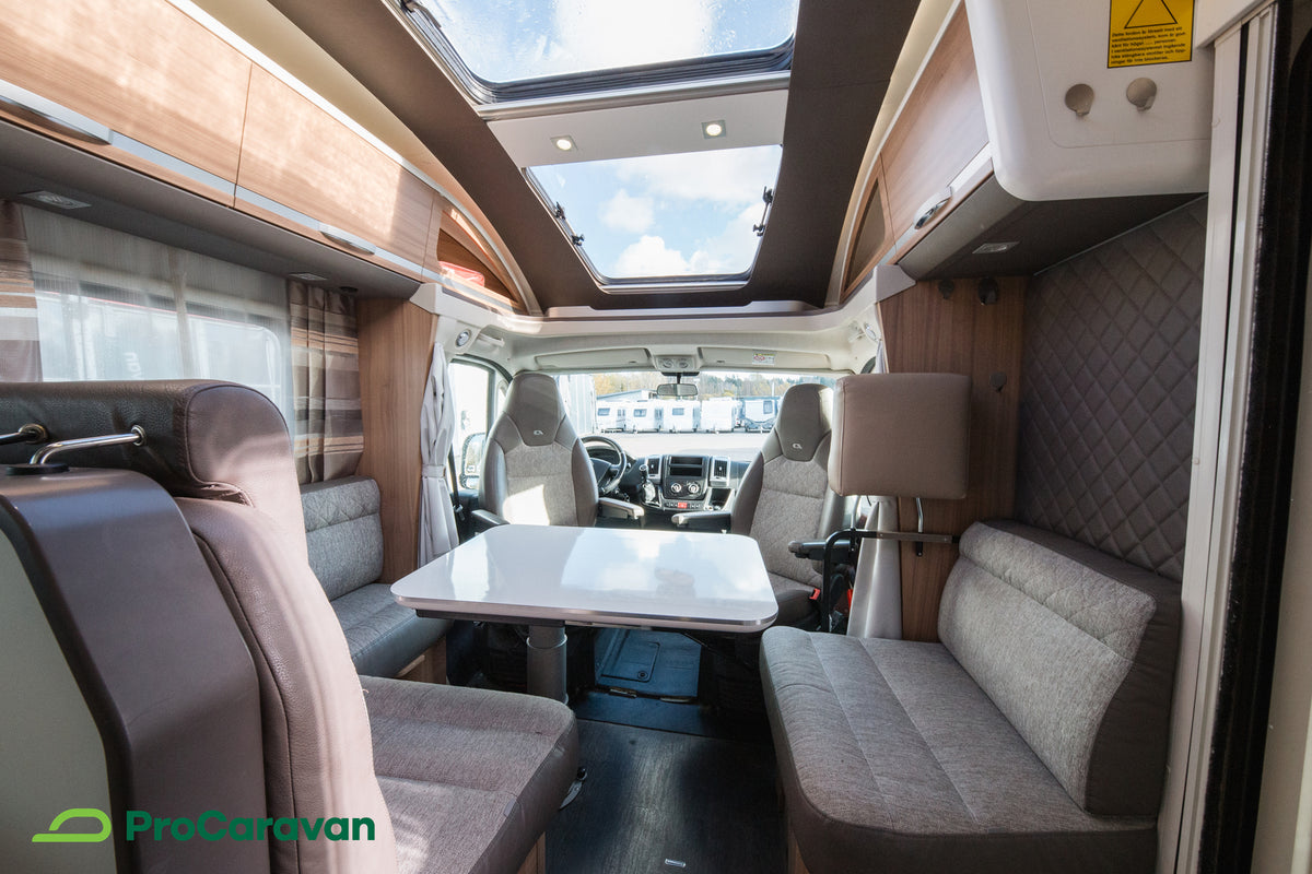 Adria Coral S 670 SC