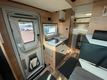 Ladda upp bild till gallerivisning, Weinsberg CaraCompact Suite MB 640 MEG EDITION [PEPPER]
