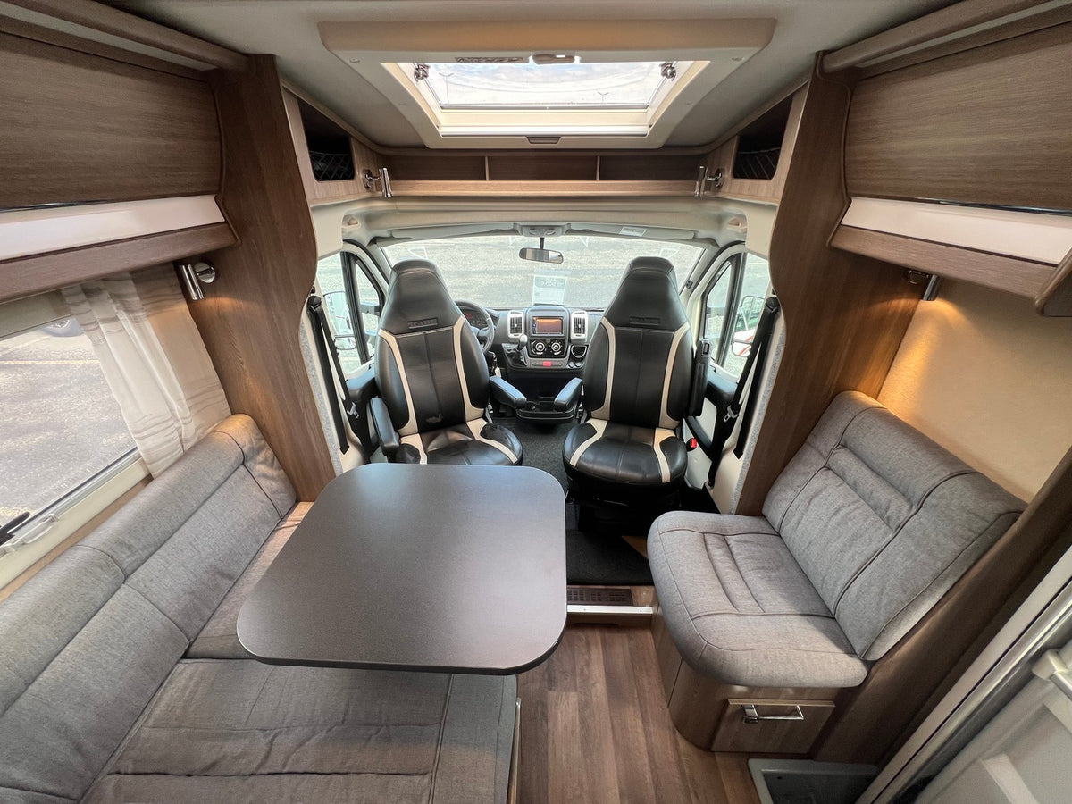 Kabe Travel Master C 740 LGB