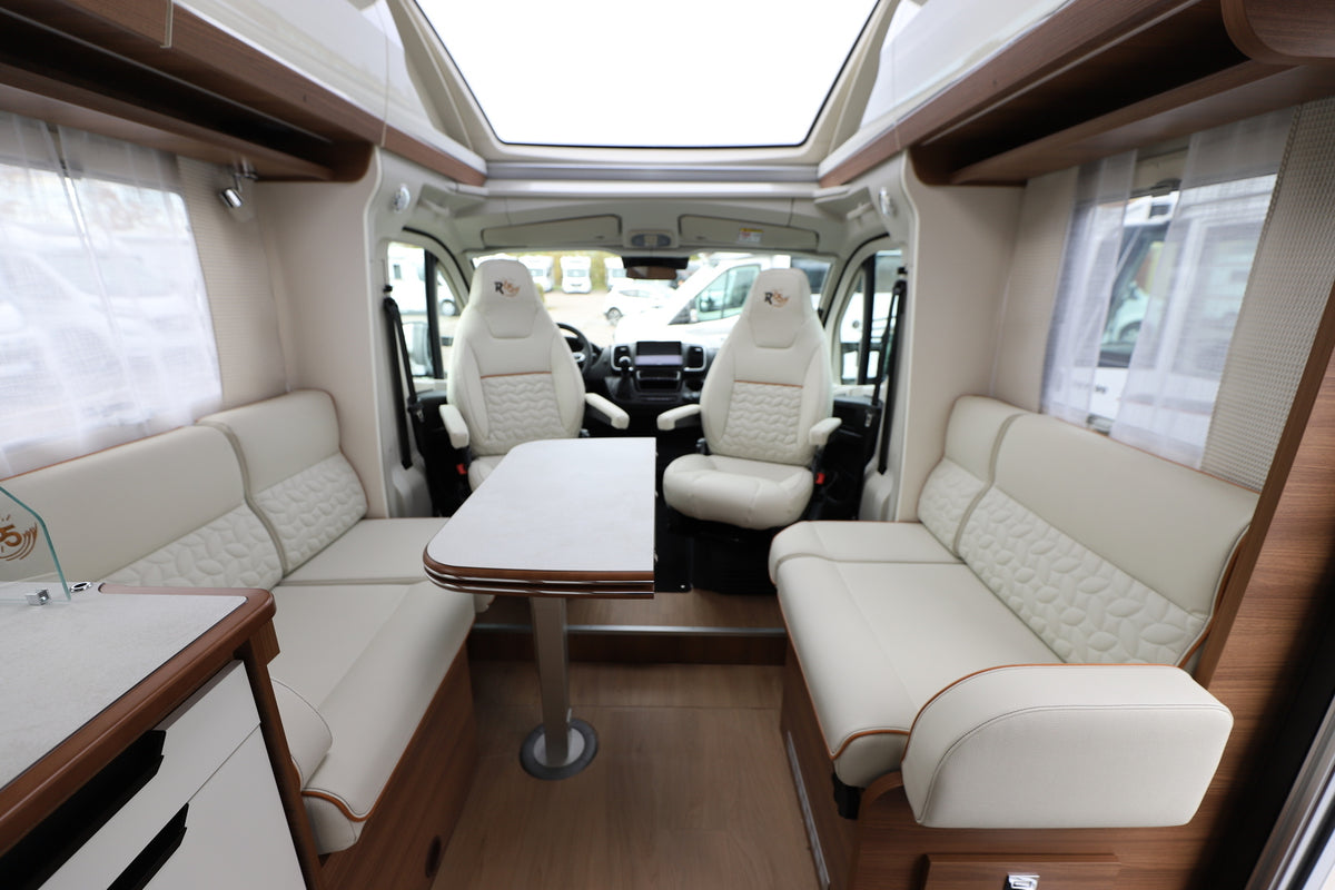 Rapido 696F R65 Edition