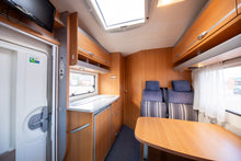 Lataa kuva Galleria-katseluun, Knaus Sport Traveller 500
