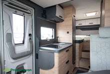 Ladda upp bild till gallerivisning, Knaus Live Wave 650 MEG Platinum Selection
