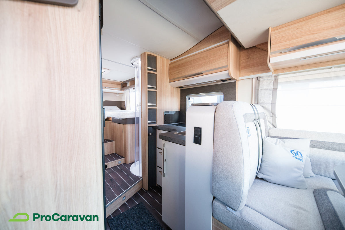 Knaus Sky Wave 700 MEG 60 Years