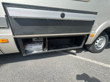 Lataa kuva Galleria-katseluun, Hymer B 514 SL Gold Edition

