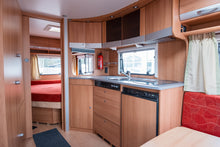Lataa kuva Galleria-katseluun, Dethleffs CAMPER
