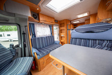 Ladda upp bild till gallerivisning, ADRIA 687 SP
