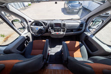 Ladda upp bild till gallerivisning, Karmann Mobil Davis 540 HS
