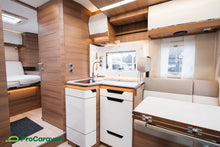 Lataa kuva Galleria-katseluun, Rapido 686F Scandinavian Exclusive
