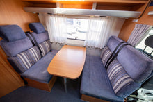 Lataa kuva Galleria-katseluun, Knaus Sport Traveller 500
