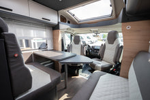 Lataa kuva Galleria-katseluun, Knaus Live Ti 650 MF Platinum selection
