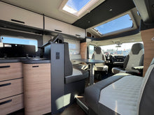 Lataa kuva Galleria-katseluun, Knaus Live Ti 650 MF Platinum Selection

