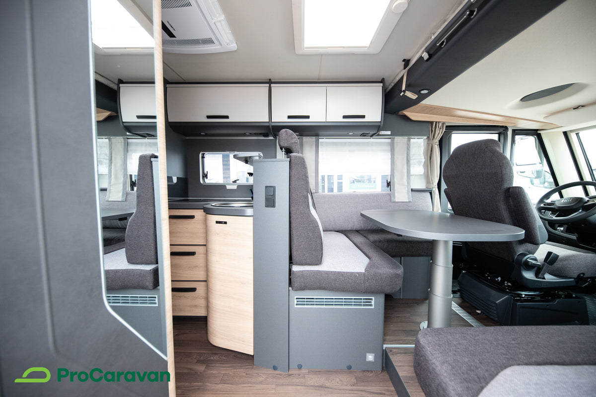 Knaus Live I 700 MEG