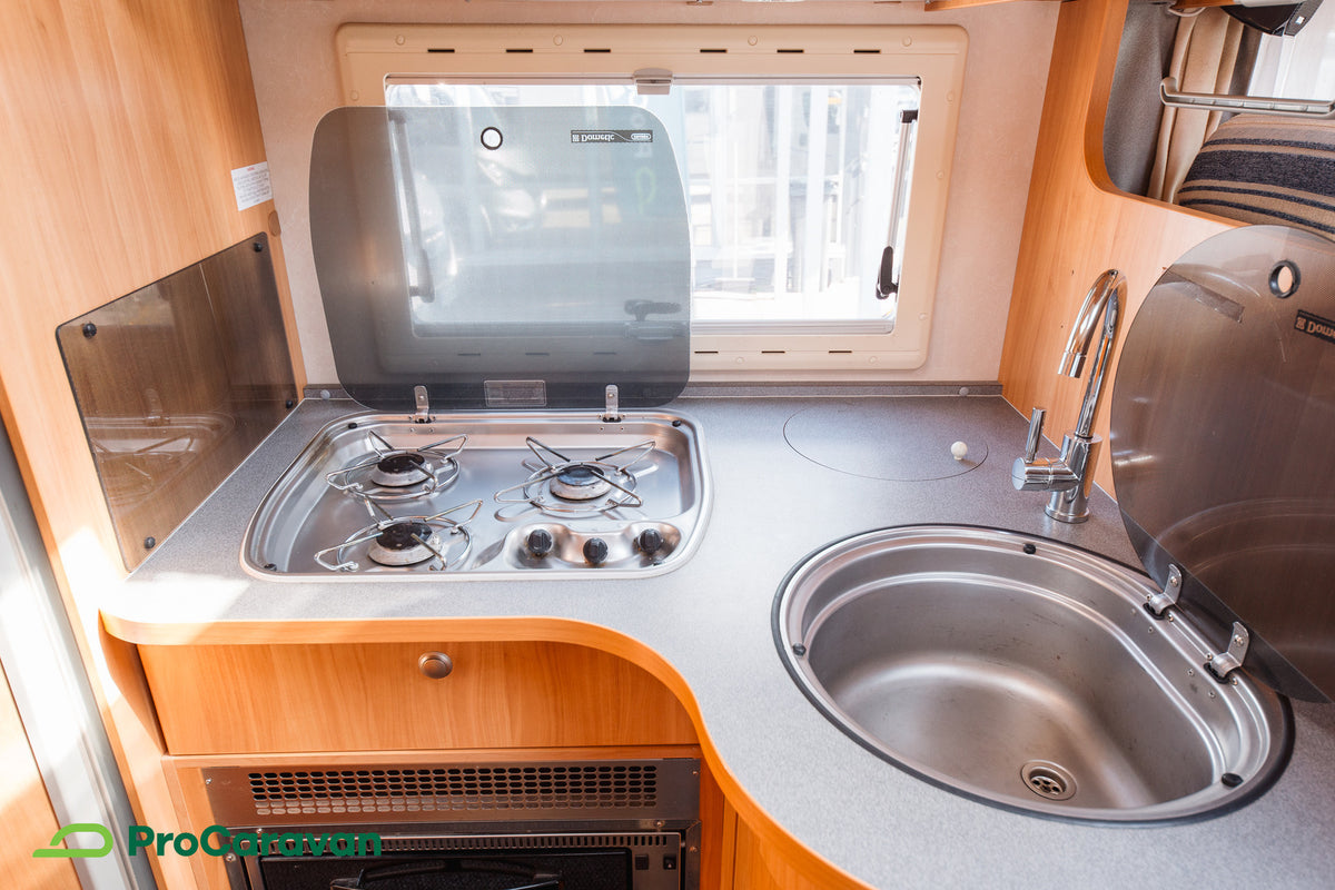 Adria Coral S 680 SP