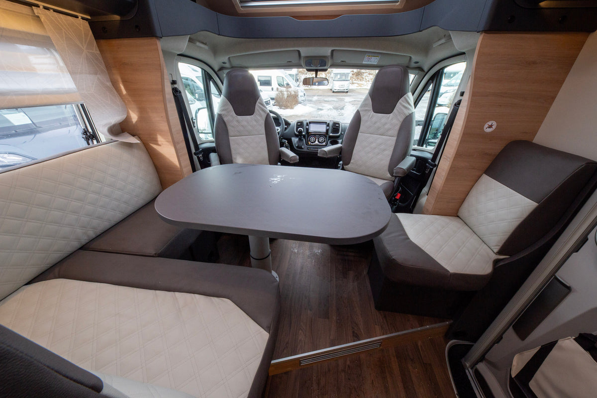 Knaus Live Ti 650 MEG Platinum Selection