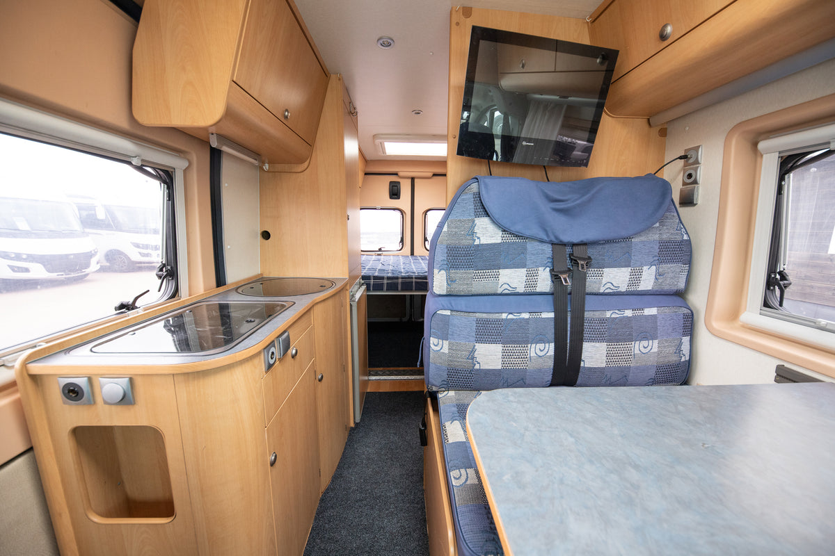 Adria Twin 600