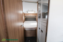 Lataa kuva Galleria-katseluun, Adria Coral S 670 SC
