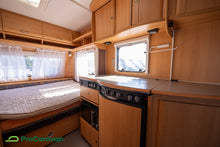 Lataa kuva Galleria-katseluun, Dethleffs Camper
