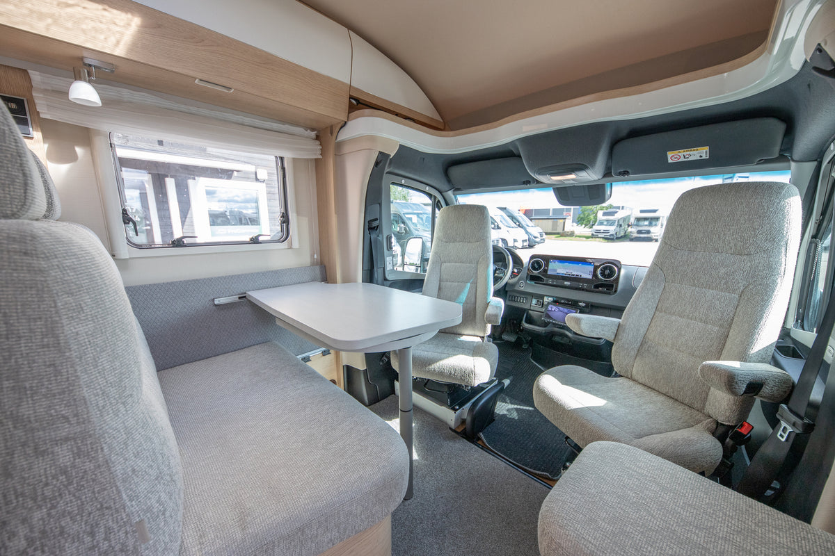 Hymer B 600