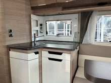 Lataa kuva Galleria-katseluun, Rapido 866F Scandinavian Exclusive
