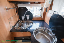 Ladda upp bild till gallerivisning, LMC Breezer H 730 Black Selection
